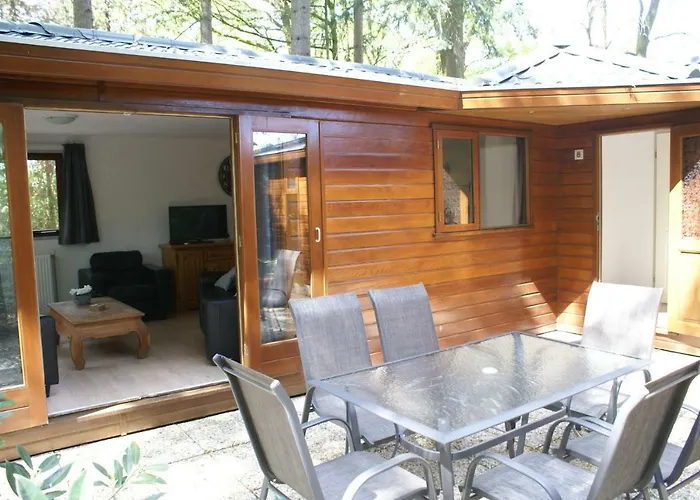 T'bakkersboschje Nummer 8 Dağ evi *