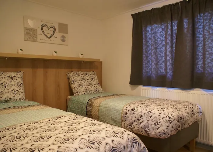 T'bakkersboschje Nummer 8 *